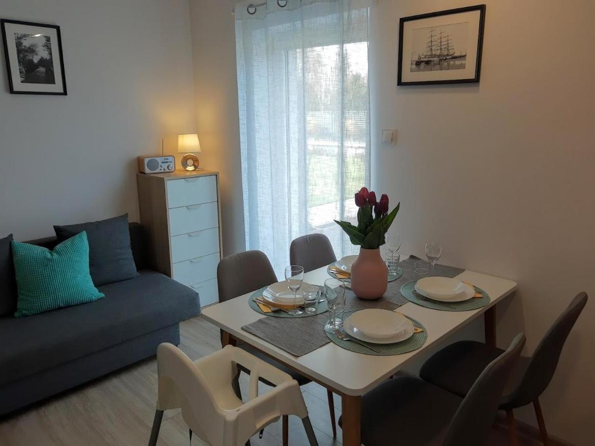 Blekit Apartamenty Przy Jastrzebiej Mieroszyno Exterior foto